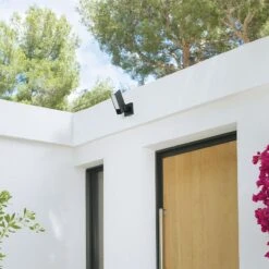 Legrand Netatmo PRO - Beveiligingscamera NOC-PRO -Veiligheid Thuis legrand netatmo pro beveiligingscamera 4177983 sfeer 5